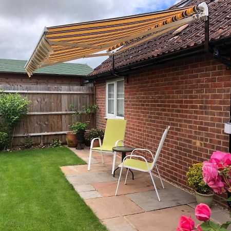 The Old Staddles Annex Villa Ludgershall  Exterior foto